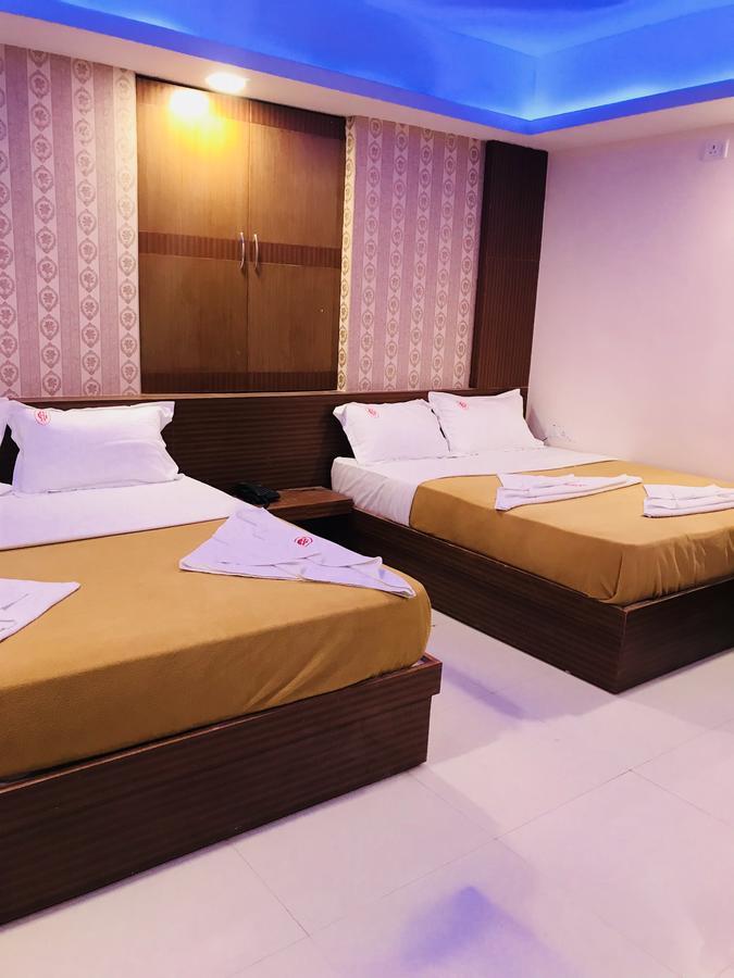 Hotel Grand Suites Бангалор Екстериор снимка