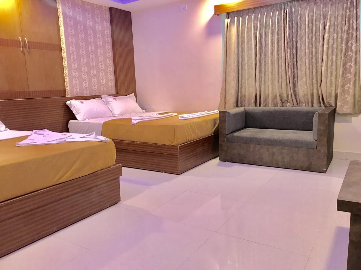 Hotel Grand Suites Бангалор Екстериор снимка