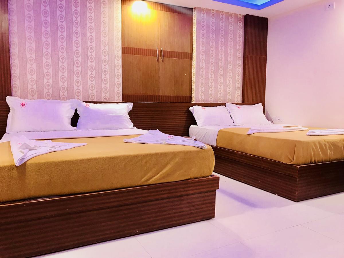 Hotel Grand Suites Бангалор Екстериор снимка