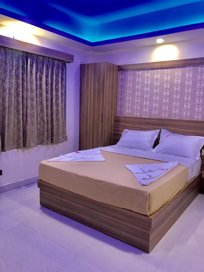 Hotel Grand Suites Бангалор Екстериор снимка