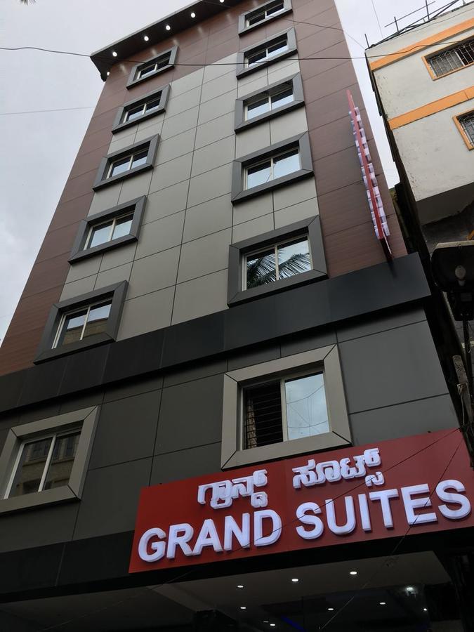 Hotel Grand Suites Бангалор Екстериор снимка