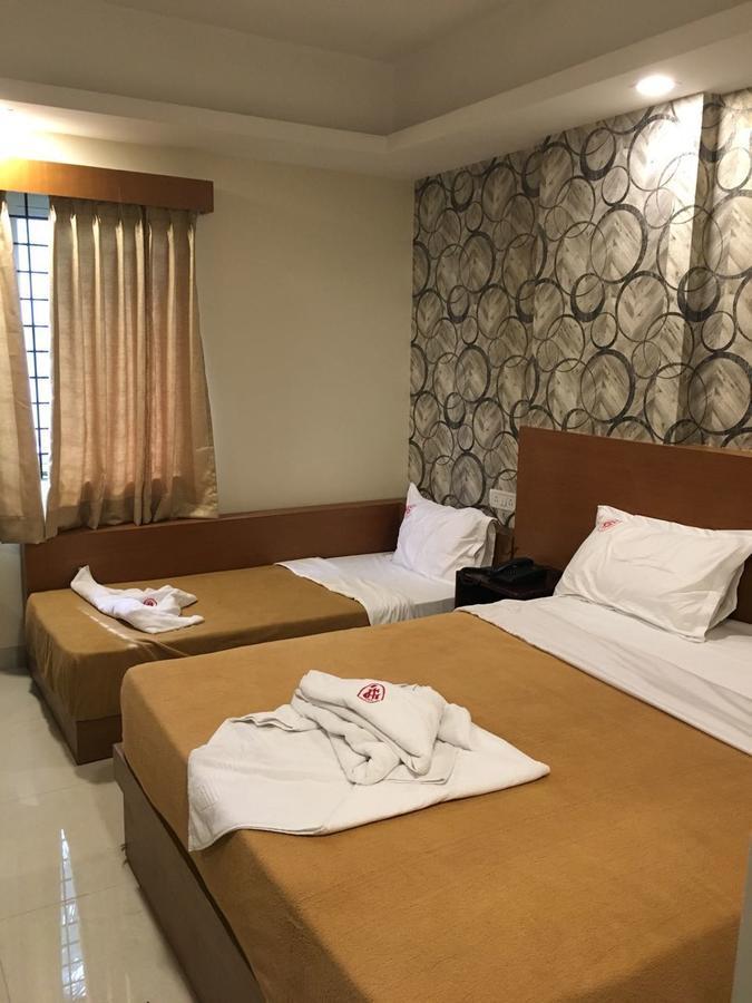 Hotel Grand Suites Бангалор Екстериор снимка
